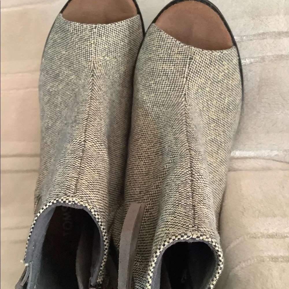 TOMS Peep Toe Booties - Picture 2 of 6